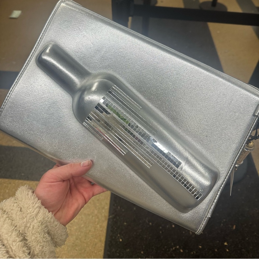 Silver wine clutch